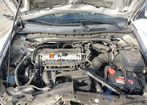 2010 Honda Accord 2.4 Ex-L from USA, damaged, VIN 1HGCS1B83AA021261